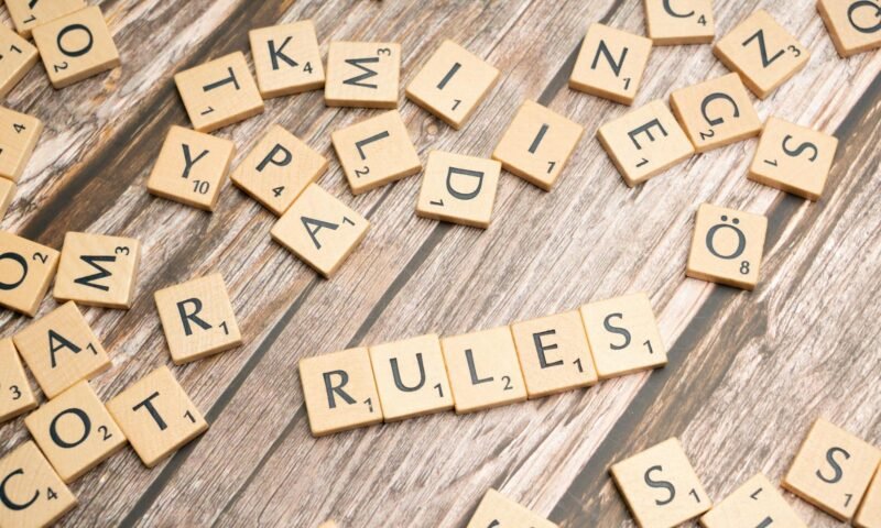 Sprachbarrieren am Arbeitsplatz: Compliance und Schulungskonzepte