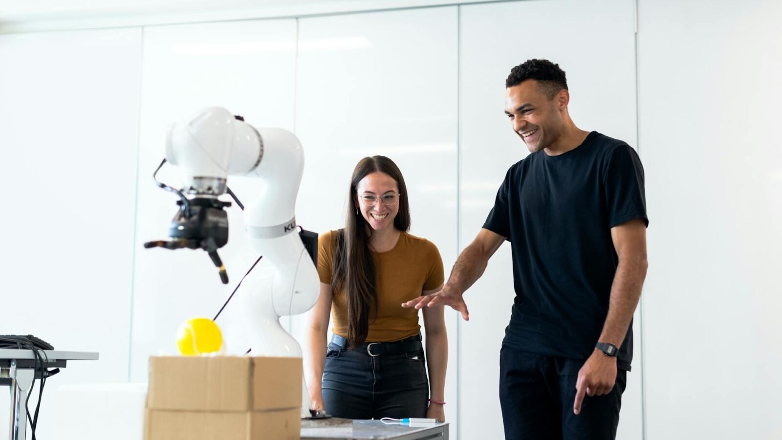 Kostenloses Stock Foto zu ai, arbeitsplatz, automatisierung